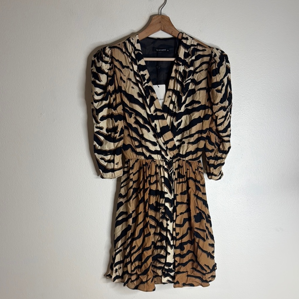 Nocturne ladies tiger Animal Print V-Neck stretch Dress size XS